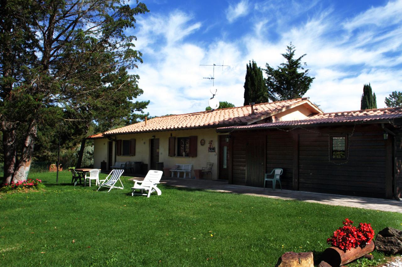Agriturismo Villa Mozart Nel Verde Губбио Экстерьер фото