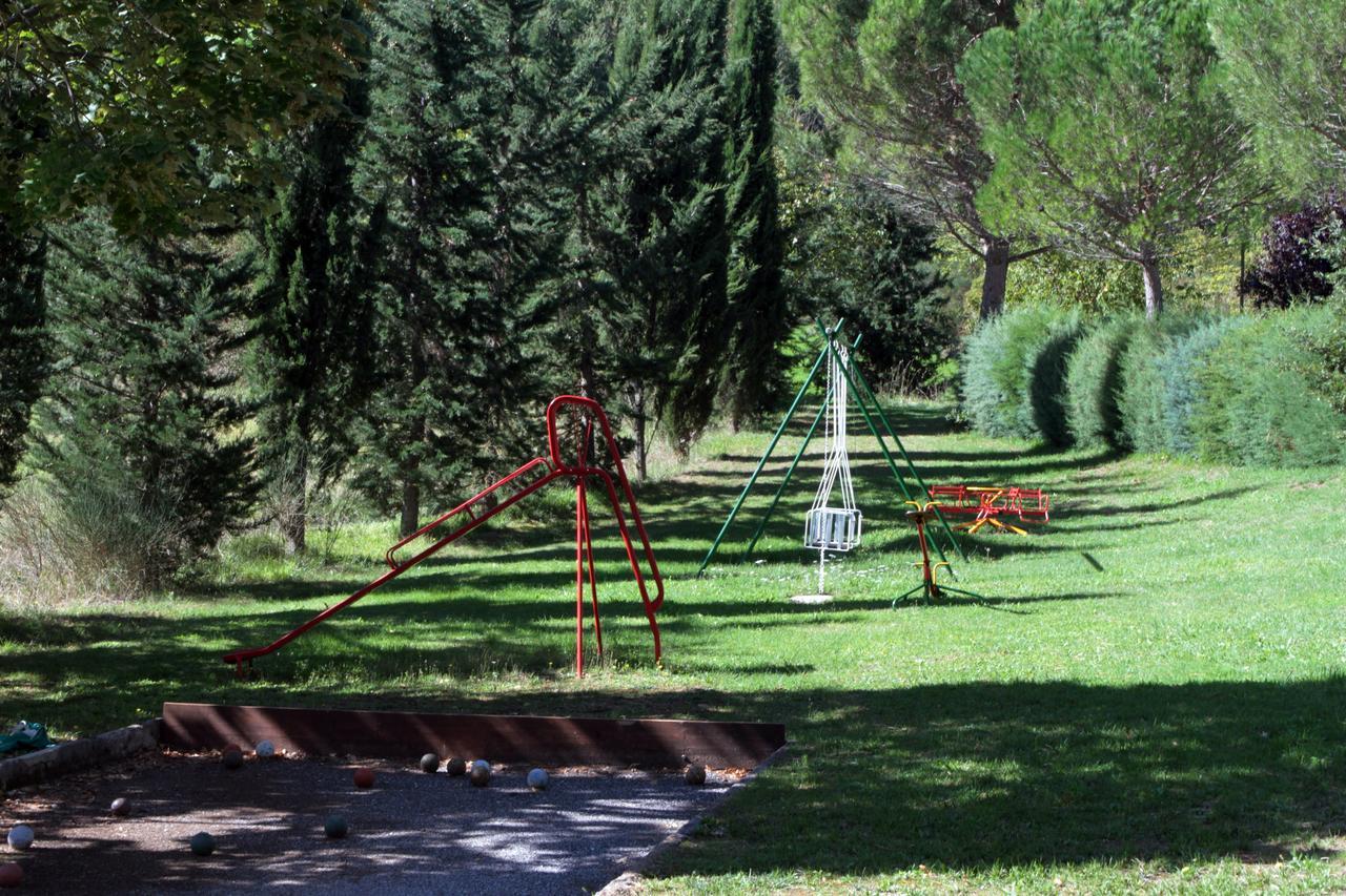 Agriturismo Villa Mozart Nel Verde Губбио Экстерьер фото