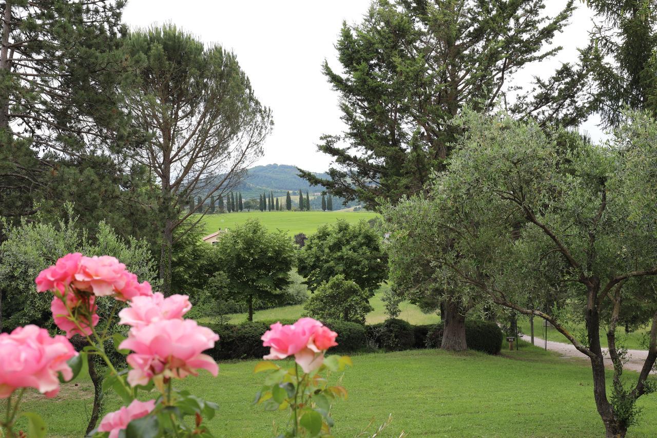 Agriturismo Villa Mozart Nel Verde Губбио Экстерьер фото